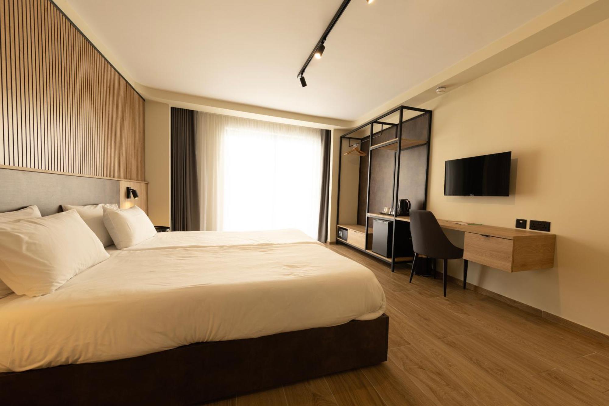 East Sliema Suites ภายนอก รูปภาพ