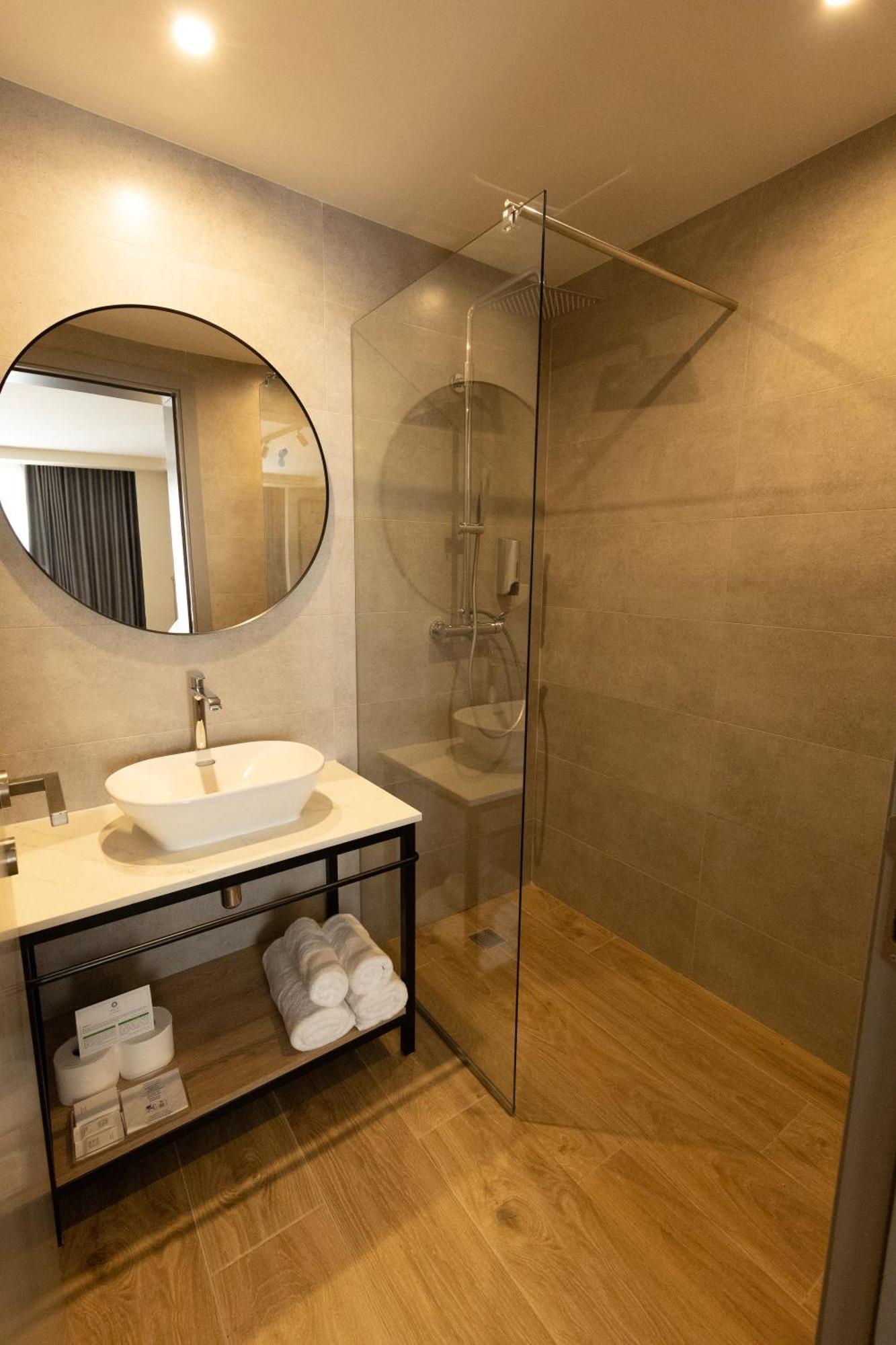 East Sliema Suites ภายนอก รูปภาพ