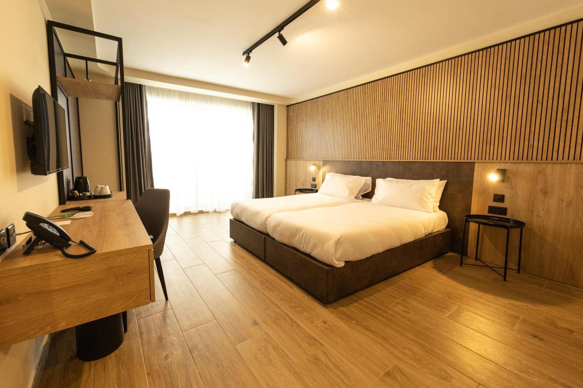East Sliema Suites ภายนอก รูปภาพ